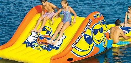 Top 8 Best Inflatable Pool Slides In 2023